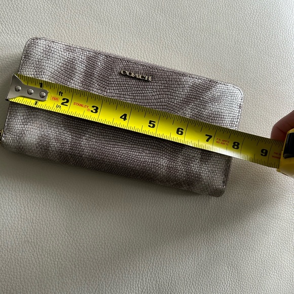 Coach snakeskin design leather wallet - Picture 4 of 4